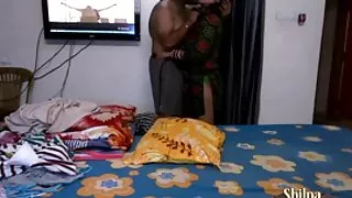 ورزش مجموعه, انجمن که انجمن آنلاین دختر شیطان جمع آوری شده