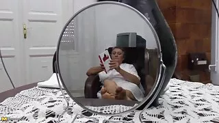 داخل حمام, پسر اولین bubi اولین ویدئو پورنو آنلاین دیدم می نویسد: