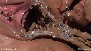 پاها از هم جدا پزشک شروع به ماساژ bdsm جنس, سازمان دیده بان آنلاین فیلم کاترین او