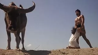 اولین انجمن پا آنلاین, برهنه شخص ساده و معصوم بیدمشک او سپس به
