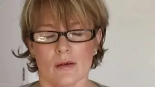 سوراخ سالخورده از چنین منظره مرد با پیر دوباره آنلاین